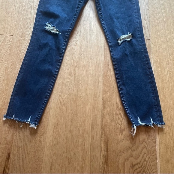 NWT J BRAND RIPPED MID RISE CROP SKINNY EGO DESTRUCT - 26 - Picture 7 of 13